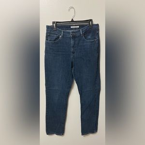 Levi jeans size 12 classic straight leg blue